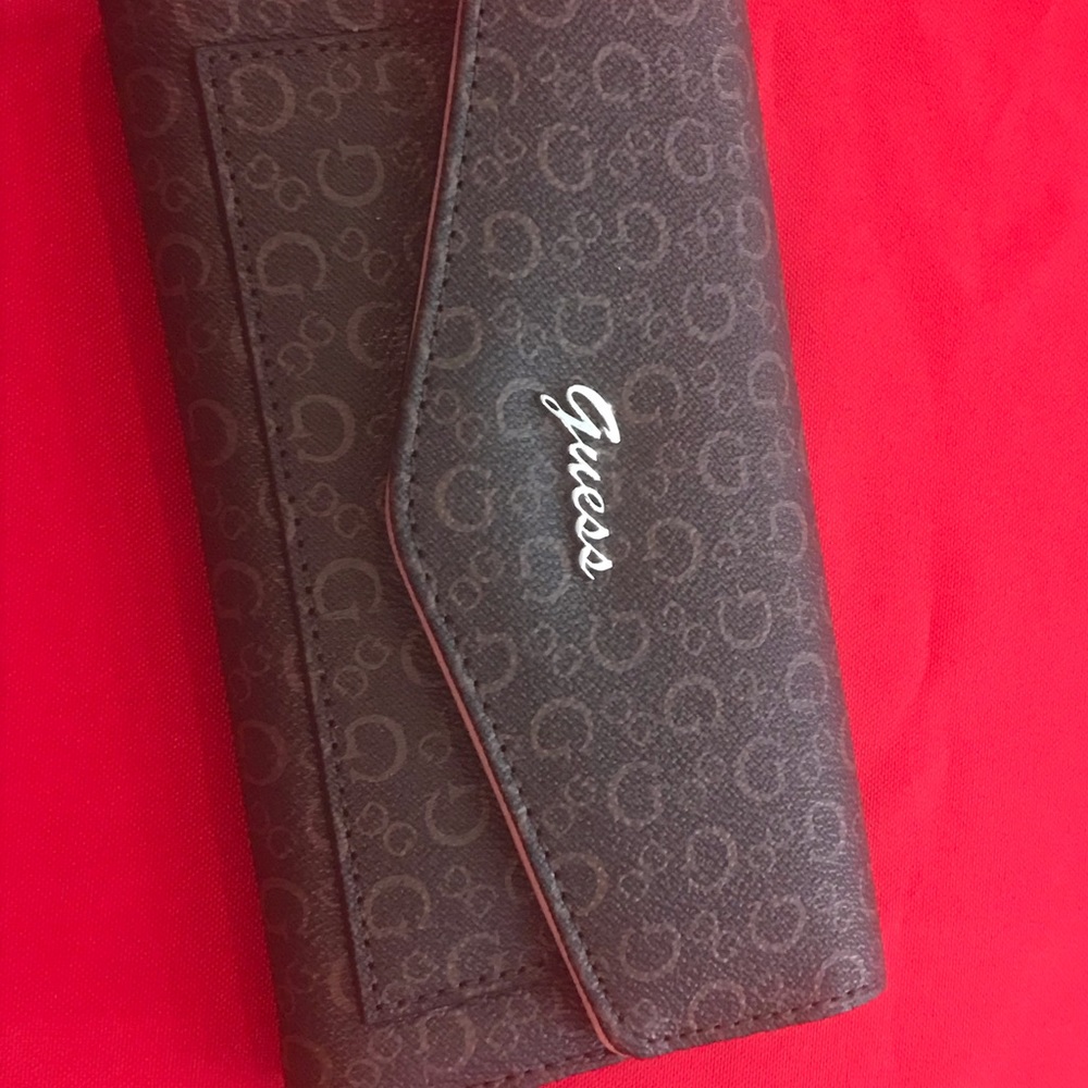 Guess Wallet